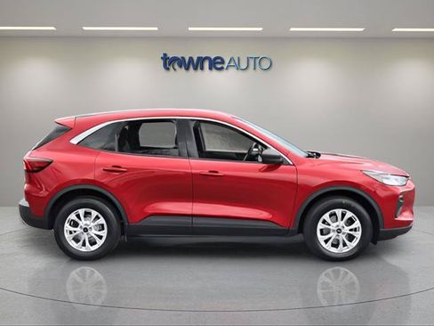 Used 2023 Ford Escape Active AWD/4WD image 6