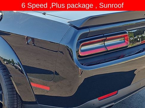 Used 2022 Dodge Challenger R/T Scat Pack RWD image 36