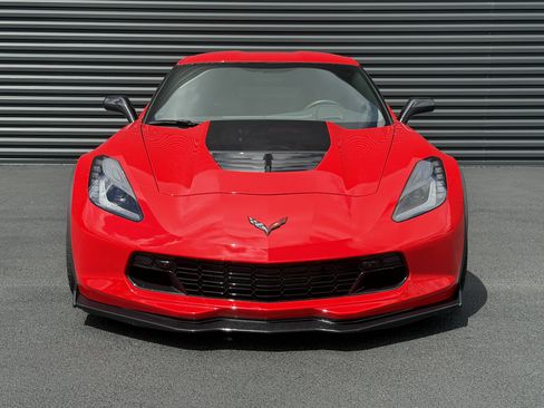 Used 2016 Chevrolet Corvette Z06 w/ 2LZ Preferred Equipment Group RWD image 6