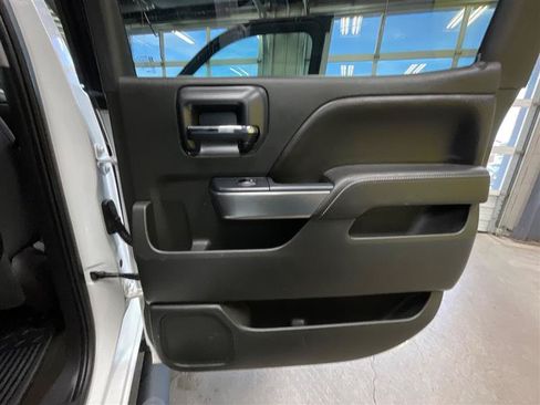 Used 2015 Chevrolet Silverado 1500 LT RWD image 20