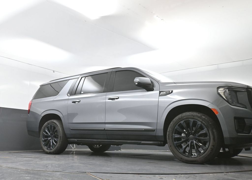 Used 2021 GMC Yukon XL Denali AWD/4WD image 54