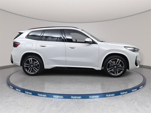 Used 2024 BMW X1 xDrive28i w/ Premium Package image 5