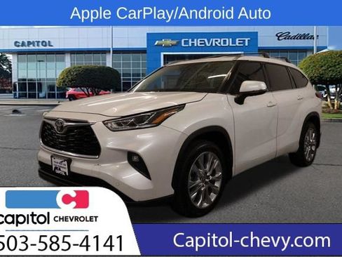 Used 2022 Toyota Highlander Limited AWD/4WD image 6