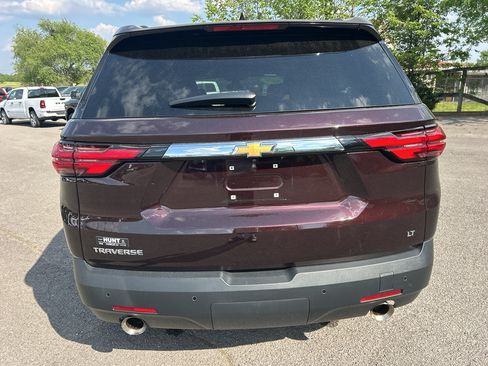 Used 2022 Chevrolet Traverse LT FWD image 6
