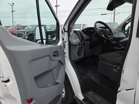 Used 2018 Ford Transit 150 130 Low Roof w/ Exterior Upgrade Package RWD image 7