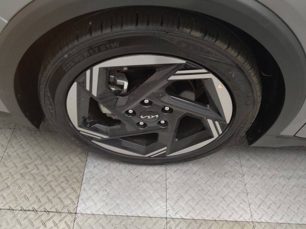Used 2025 Kia K4 EX FWD image 31