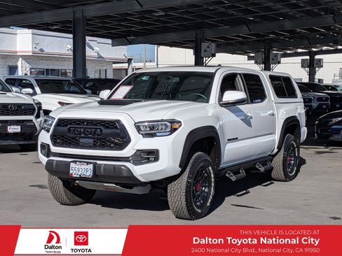 Certified 2022 Toyota Tacoma TRD Pro image 1