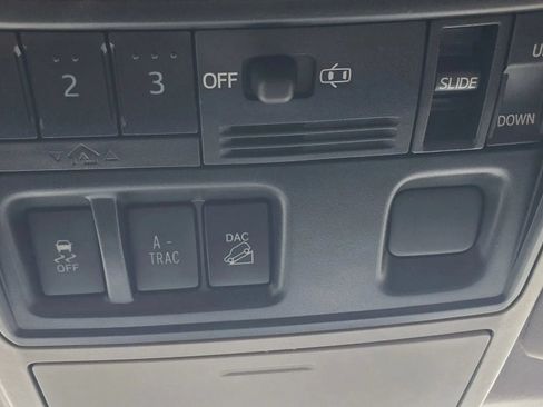 Used 2019 Toyota 4Runner SR5 Premium AWD/4WD image 45