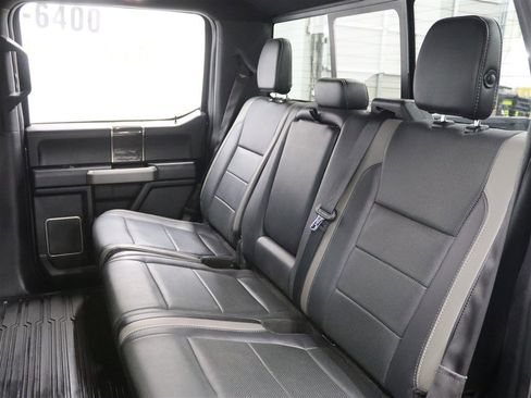 Used 2018 Ford F150 Raptor w/ Equipment Group 802A Luxury image 13