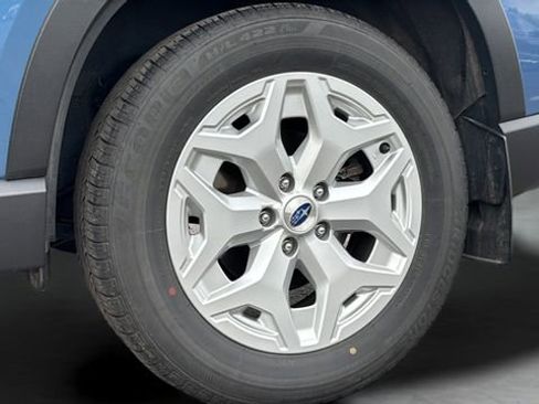 Used 2023 Subaru Forester AWD/4WD image 27