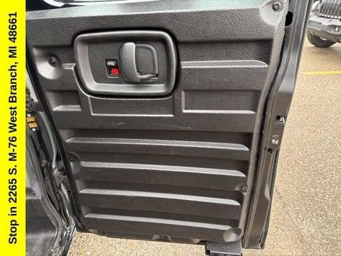 Used 2022 GMC Savana 2500 w/ Communications Package RWD image 35