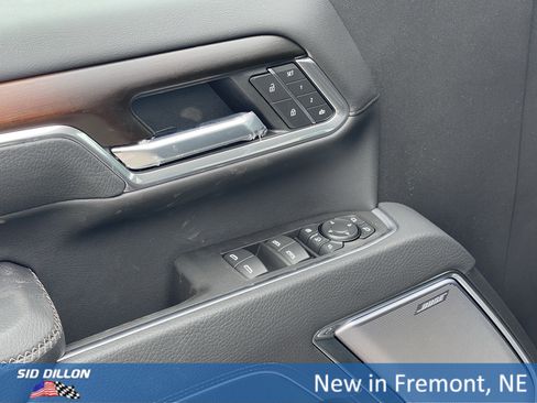 New 2025 GMC Sierra 2500 Denali w/ Denali Reserve Package image 8