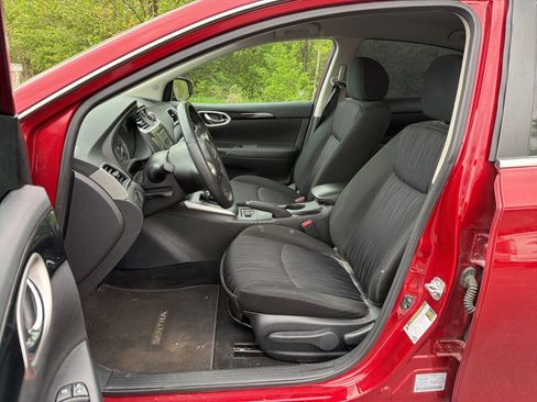 Used 2019 Nissan Sentra S image 12