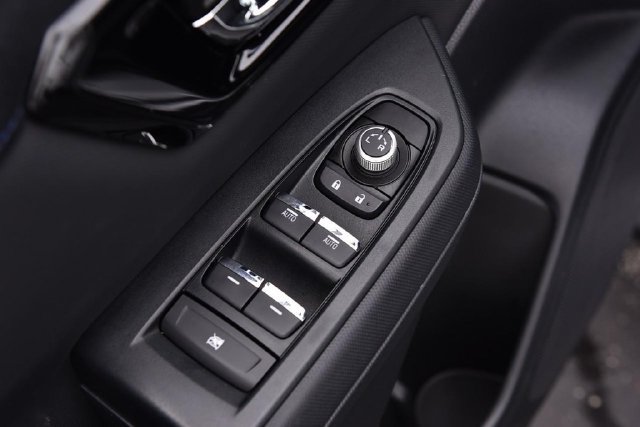 Used 2025 Subaru Forester Limited AWD/4WD image 8