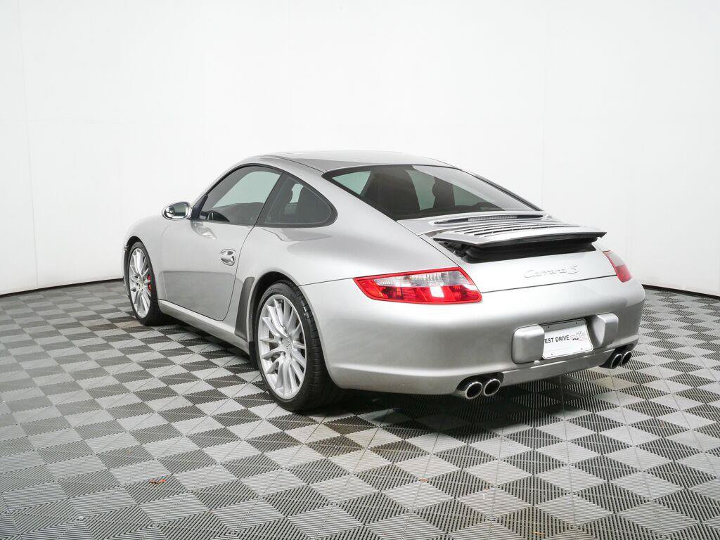 Used 2007 Porsche 911 Carrera S RWD image 3