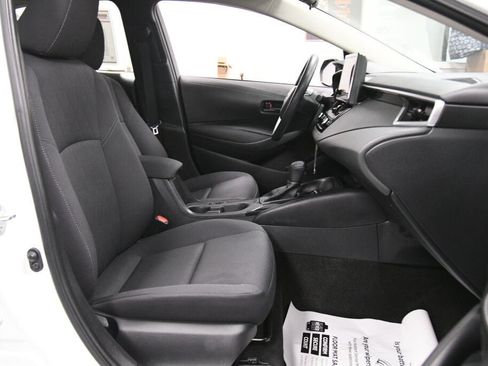 Used 2023 Toyota Corolla LE FWD image 25