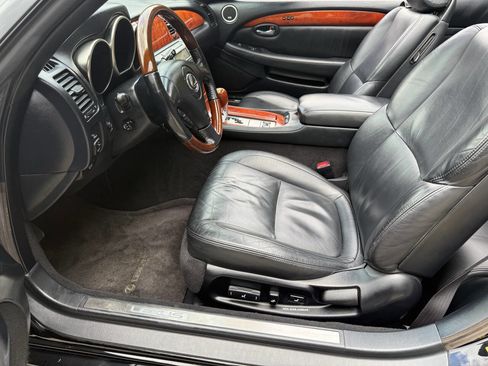 Used 2007 Lexus SC 430 Convertible RWD image 13