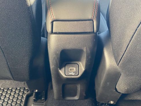 Used 2023 Jeep Renegade Trailhawk AWD/4WD image 22