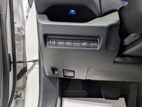 Used 2021 Toyota RAV4 XSE image 37