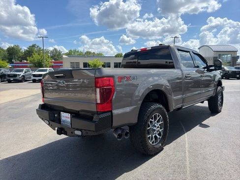 Used 2020 Ford F350 Lariat w/ Lariat Ultimate Package image 4