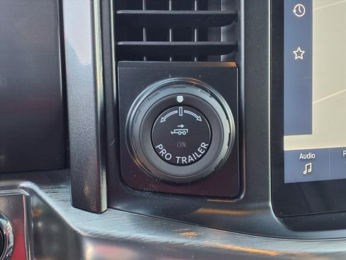 Used 2023 Ford F150 Lariat w/ Equipment Group 502A High image 32