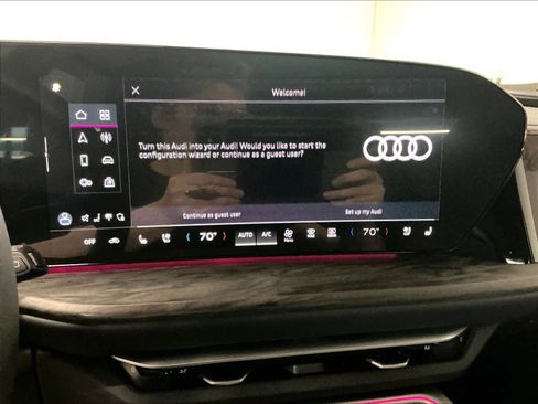 Certified 2025 Audi Q5 Prestige image 38