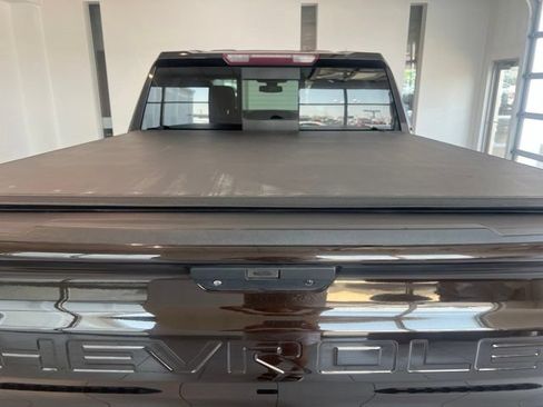 Used 2019 Chevrolet Silverado 1500 LTZ w/ LTZ Premium Package AWD/4WD image 30