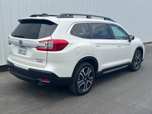 Used 2024 Subaru Ascent Limited AWD/4WD image 6