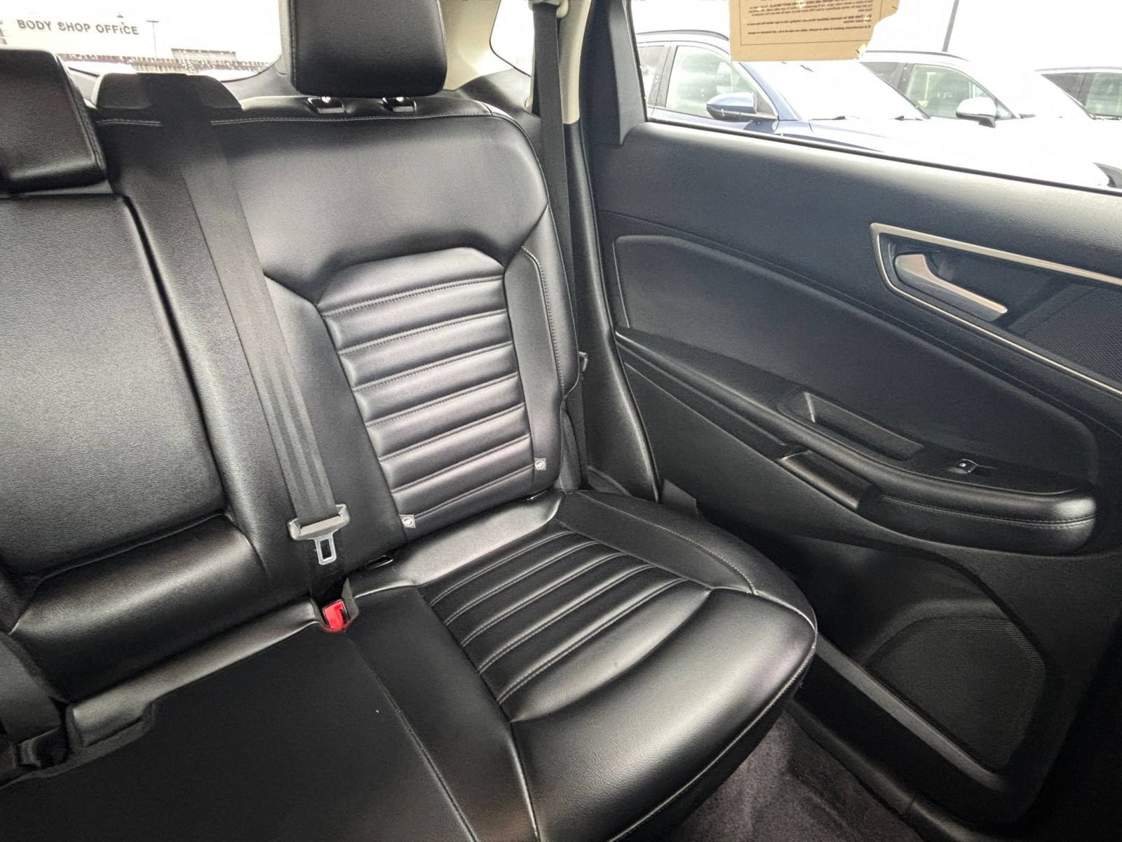 Used 2024 Ford Edge SEL AWD/4WD image 35