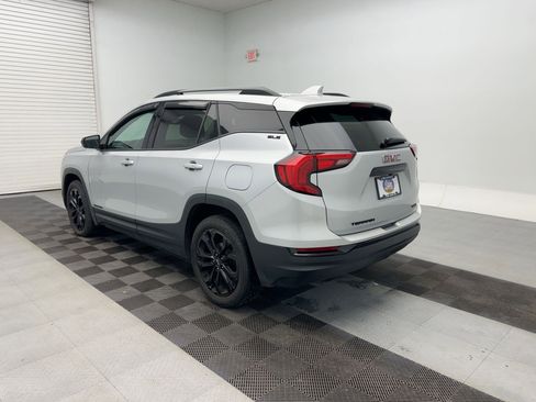 Used 2020 GMC Terrain SLE w/ Driver Convenience Package image 3