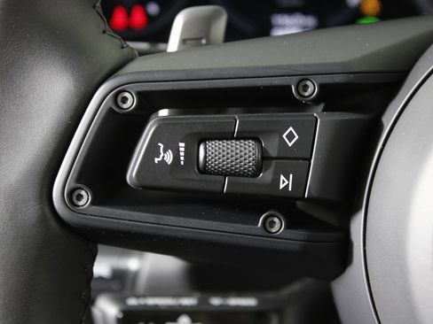 Used 2024 Porsche 911 Carrera S image 28