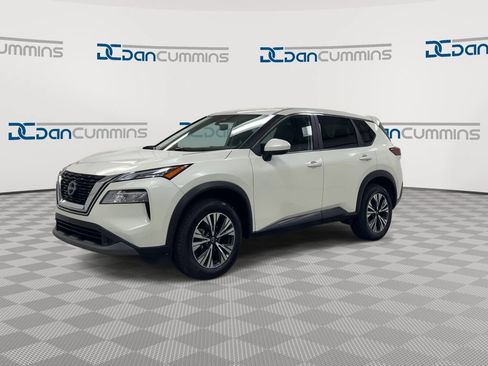 Used 2023 Nissan Rogue SV FWD image 4