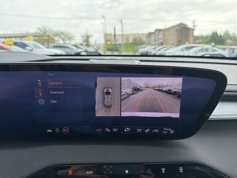 Used 2025 Buick Enclave Sport Touring w/ LPO, Floor Liner Package AWD/4WD image 26