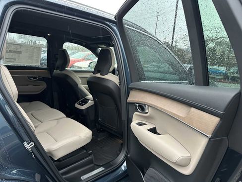 New 2026 Volvo XC90 B6 Plus w/ Protection Package image 13
