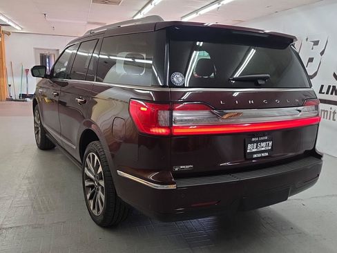 Used 2021 Lincoln Navigator Reserve AWD/4WD image 4