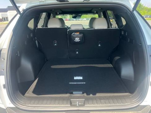 New 2025 Hyundai Tucson Limited image 41