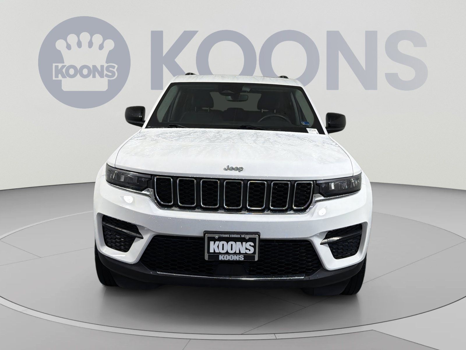Used 2023 Jeep Grand Cherokee Laredo AWD/4WD image 11