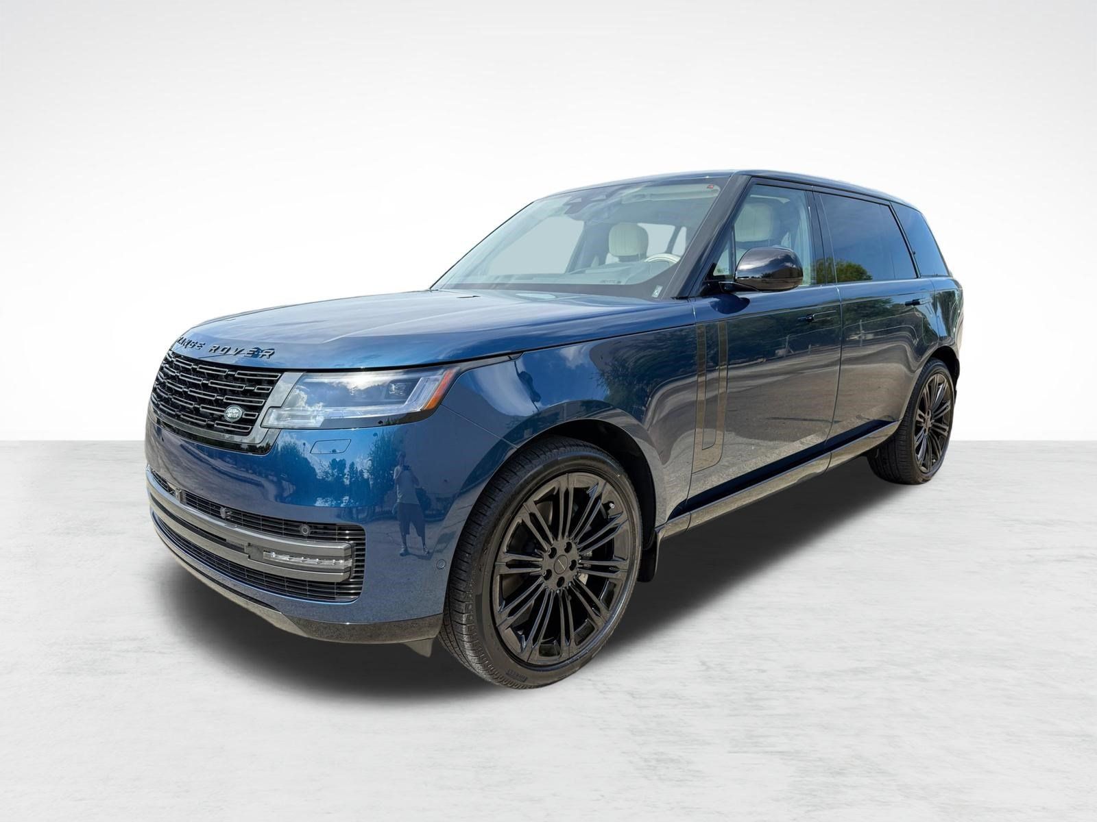 New 2026 Land Rover Range Rover Long Wheelbase SE AWD/4WD image 1