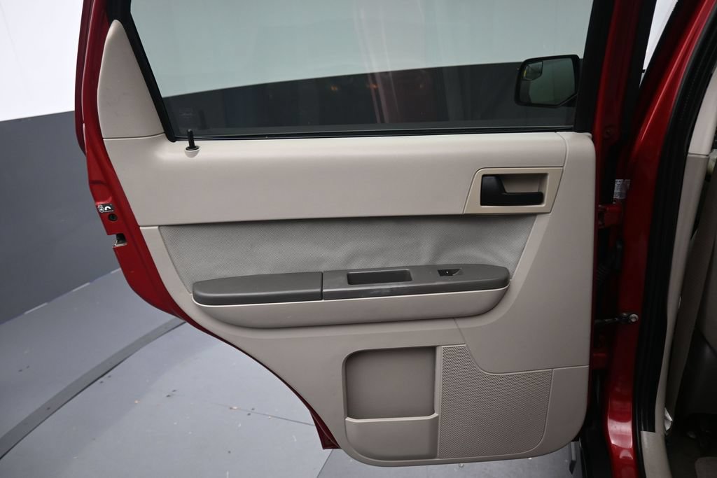 Used 2010 Ford Escape XLT FWD image 25