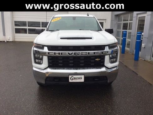 Used 2022 Chevrolet Silverado 2500 LT image 3