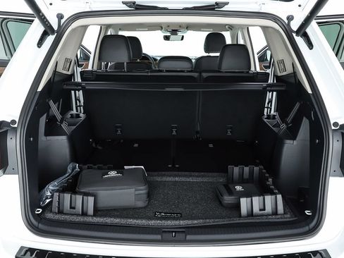 New 2026 Volkswagen Atlas SE FWD image 66