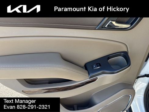 Used 2016 GMC Yukon SLT w/ Open Road Package image 14