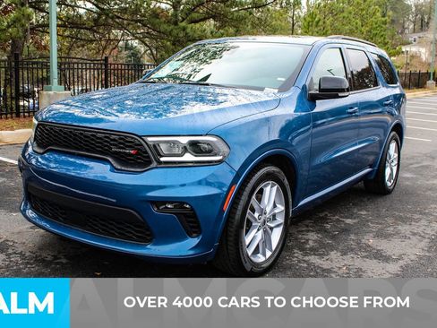 Used 2023 Dodge Durango GT image 3