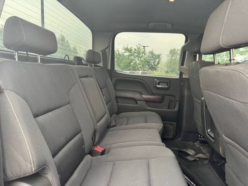 Used 2018 GMC Sierra 2500 SLE w/ SLE Fleet Preferred Package AWD/4WD image 14