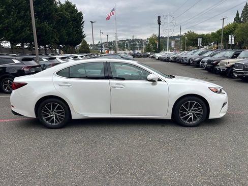 Used 2017 Lexus ES 350 FWD image 8