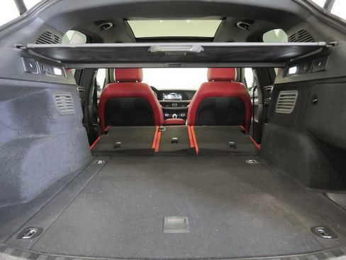 Used 2023 Alfa Romeo Stelvio Veloce AWD/4WD image 30