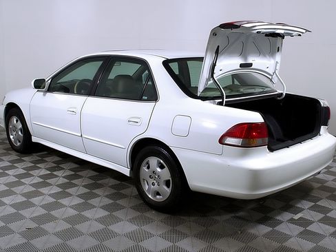 Used 2002 Honda Accord EX image 10