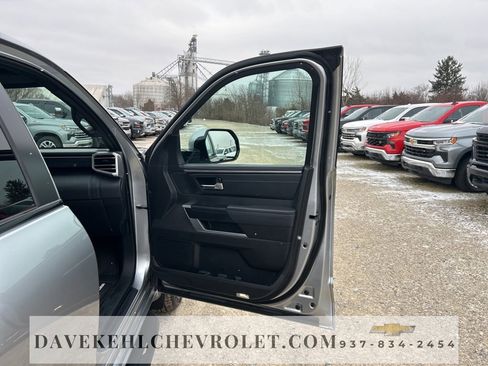 Used 2024 Toyota Tundra Platinum image 26