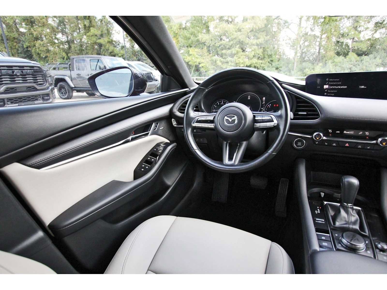 Used 2023 MAZDA MAZDA3 AWD 2.5 Turbo Hatchback image 6