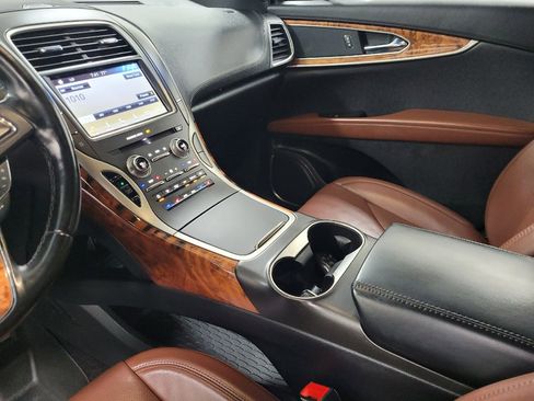 Used 2016 Lincoln MKX Reserve AWD/4WD image 26